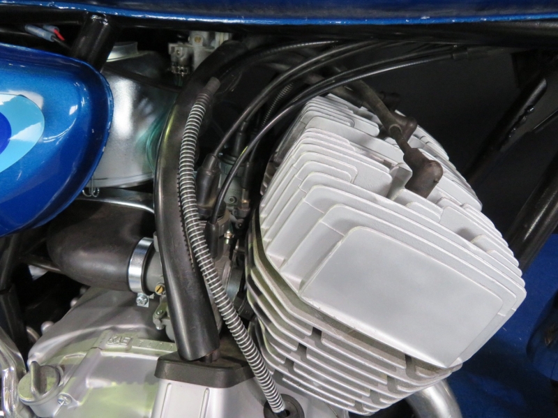 カワサキ 500SS H1A キャンディーブルー 7