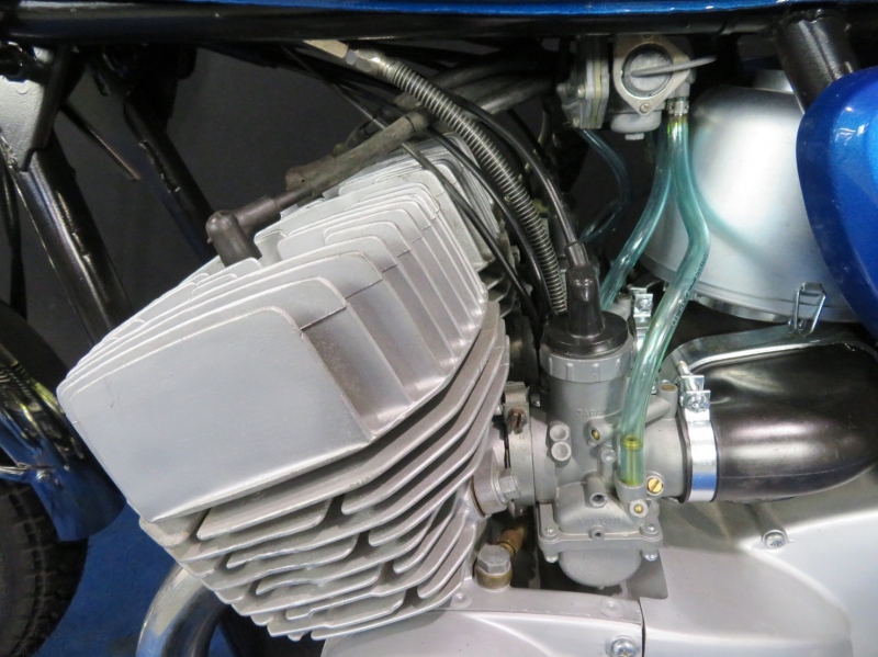 カワサキ 500SS H1A キャンディーブルー 19