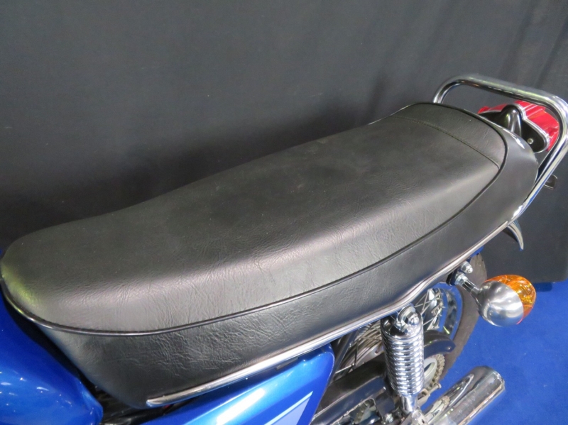 カワサキ 500SS H1A キャンディーブルー 23