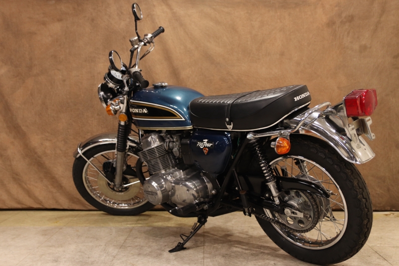 ホンダ CB750Four(K5) プラネットブルーメタリック 18