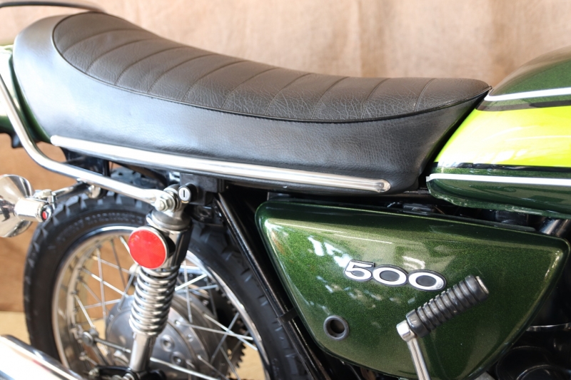 カワサキ 500SS(H1E) 弾丸ラインのCANDY GREEN 3