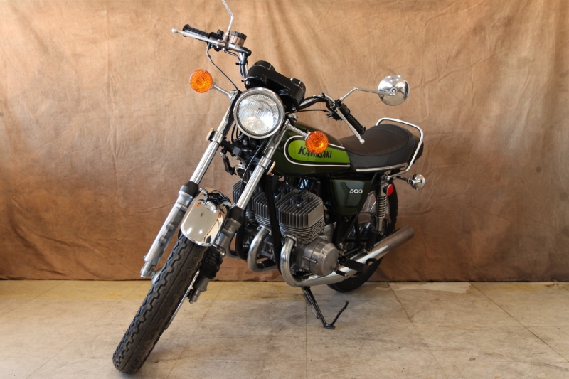 カワサキ 500SS(H1E) 弾丸ラインのCANDY GREEN 10