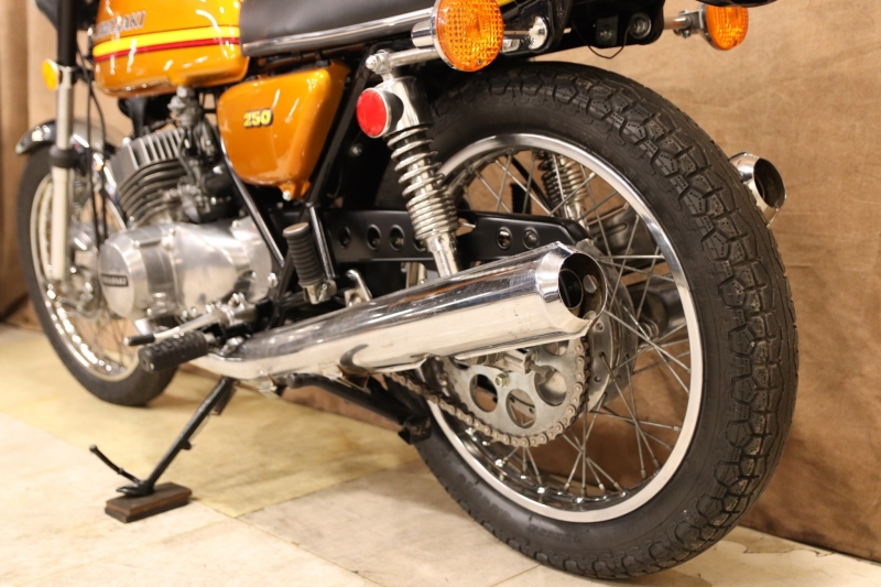 カワサキ 250SS MACH-1 キャンディーGOLDの美車 17