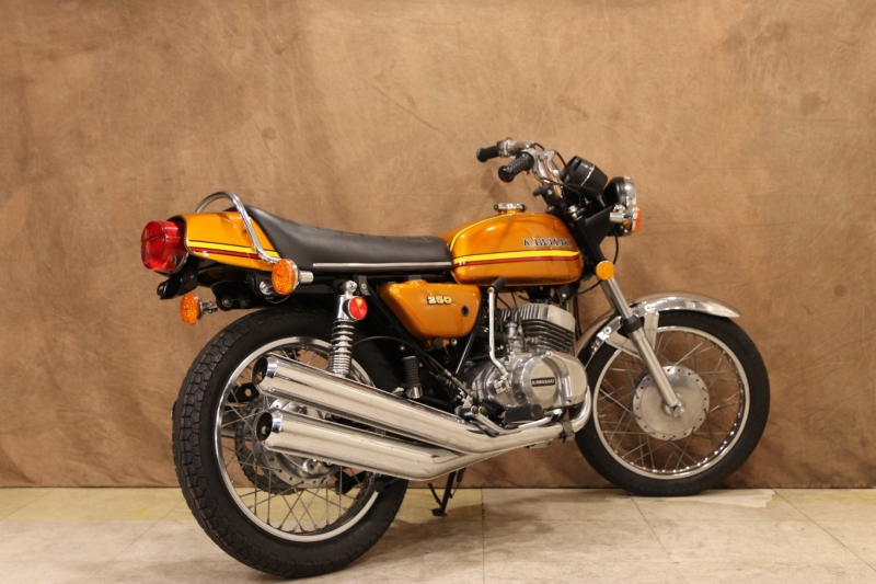 カワサキ 250SS MACH-1 キャンディーGOLDの美車 19