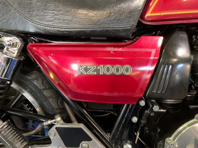 カワサキ Z1000J (J1) 国内新規 ルミナスルビーR. 10