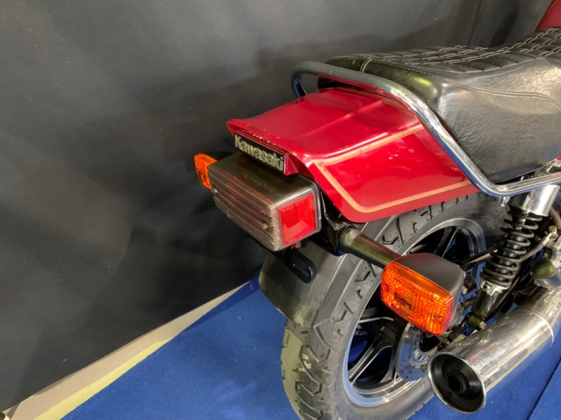 カワサキ Z1000J (J1) 国内新規 ルミナスルビーR. 11