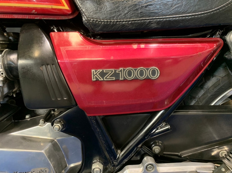 カワサキ Z1000J (J1) 国内新規 ルミナスルビーR. 23