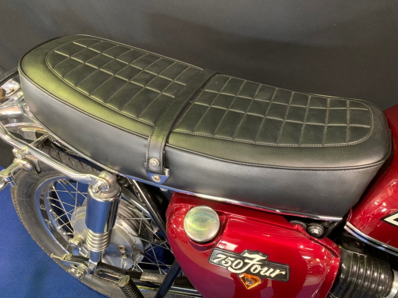 ホンダ CB750Four K6 CANDY ANTARES RED 集合管 9