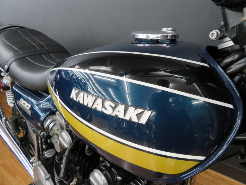 カワサキ KZ900 75年6月製造 初期 国内新規登録 2