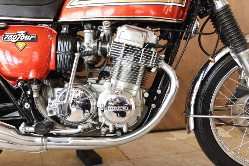 ホンダ CB750Four(K3) フレークオレンジ コンテナ入荷映像あり! 6