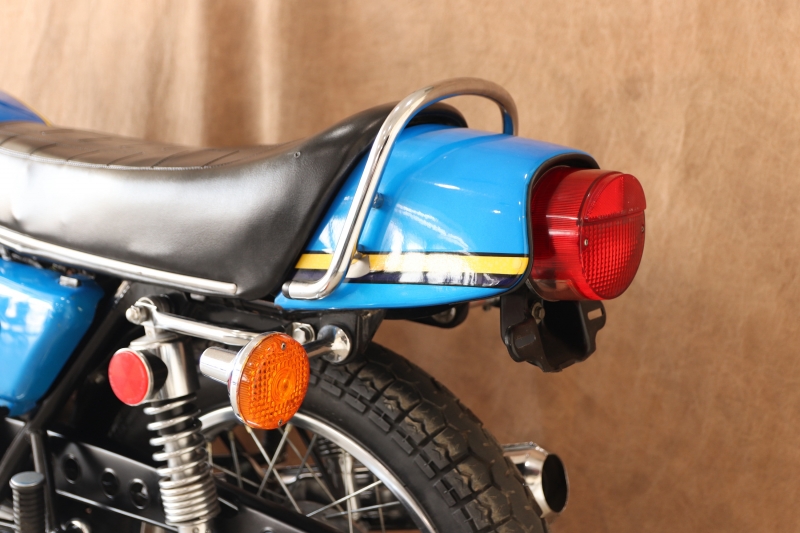 カワサキ 350SS 73年式 BLUE MACH コンテナ入荷映像あり! 14