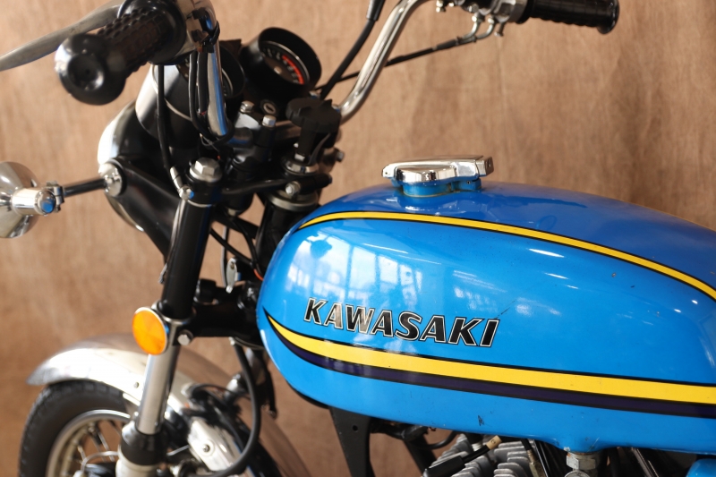 カワサキ 350SS 73年式 BLUE MACH コンテナ入荷映像あり! 11