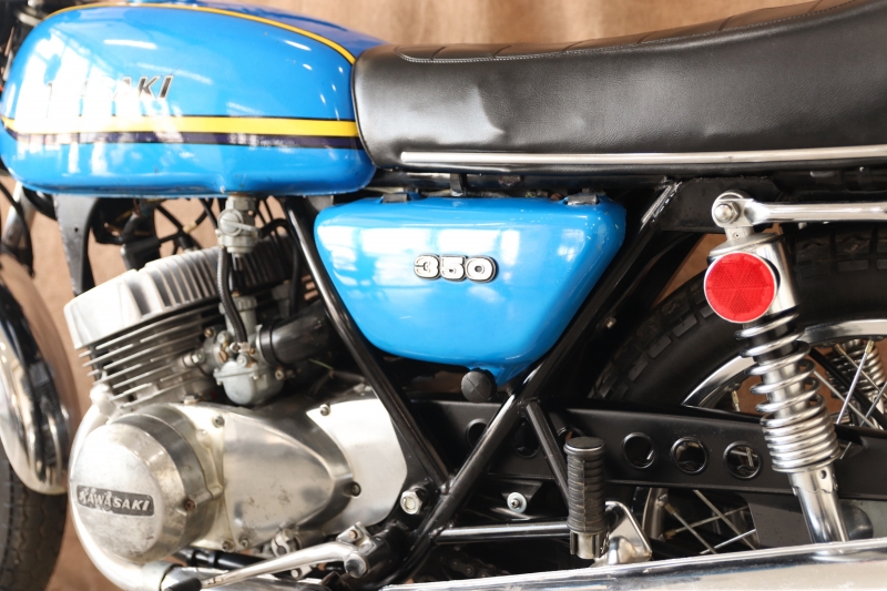 カワサキ 350SS 73年式 BLUE MACH コンテナ入荷映像あり! 13