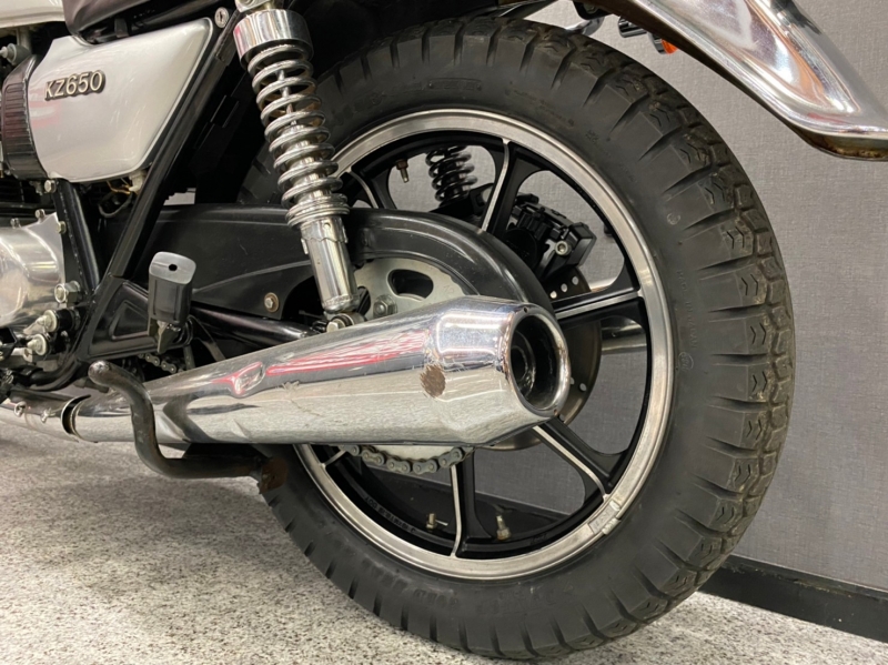 カワサキ Z650 ザッパー キャスト トリプルディスク 17