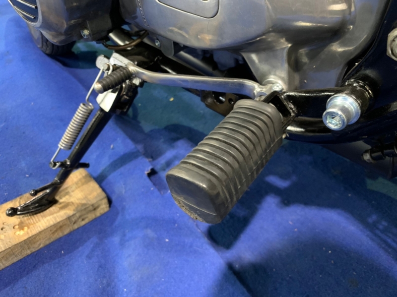 カワサキ Z400J タイガーFX仕様 24