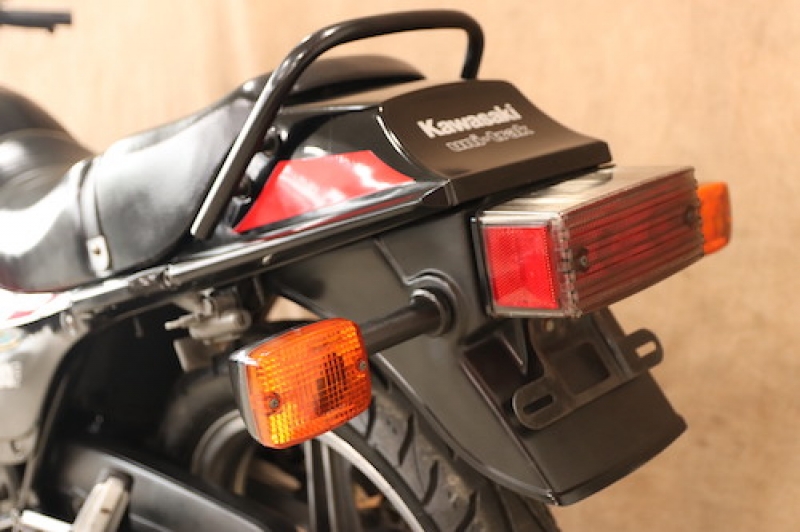 カワサキ GPz400F ノーマル車 14