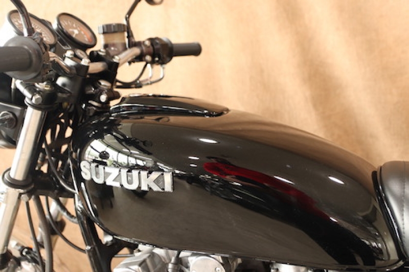 スズキ GS400 Ⅰ型 ソリッドBLACK 9