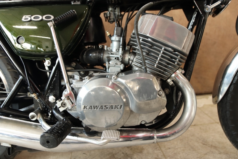 カワサキ 500SS(H1E) 弾丸ラインのCANDY GREEN 6
