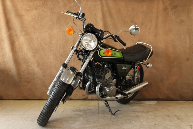 カワサキ 500SS(H1E) 弾丸ラインのCANDY GREEN 10
