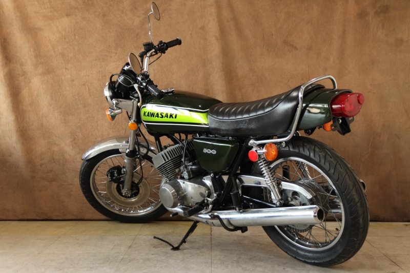 カワサキ 500SS(H1E) 弾丸ラインのCANDY GREEN 18