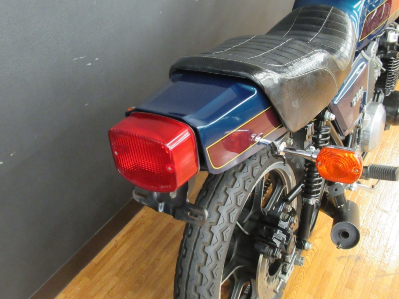 カワサキ Z550 E4カラー 8