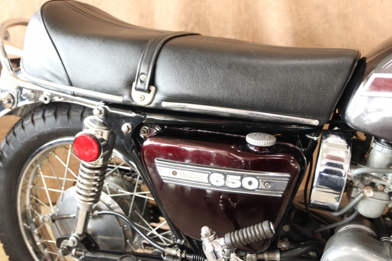カワサキ W3 再販車両 後期型ダブサン 21