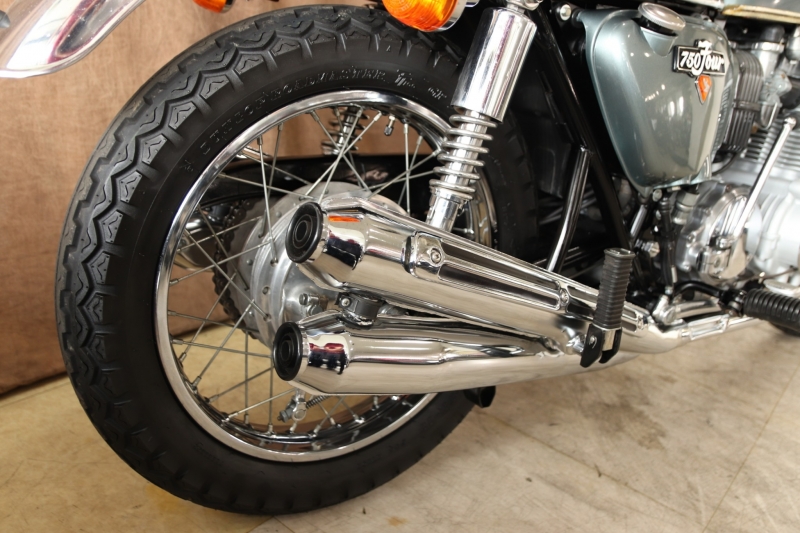 ホンダ CB750Four(K4) 国内K4 アーマーSILVERメタリック 7