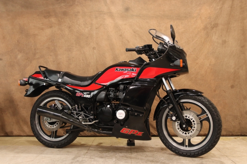 GPz400F(A3) 80'sファン垂涎のマシン｜SOLD OUT｜旧車・絶版バイクなら ...