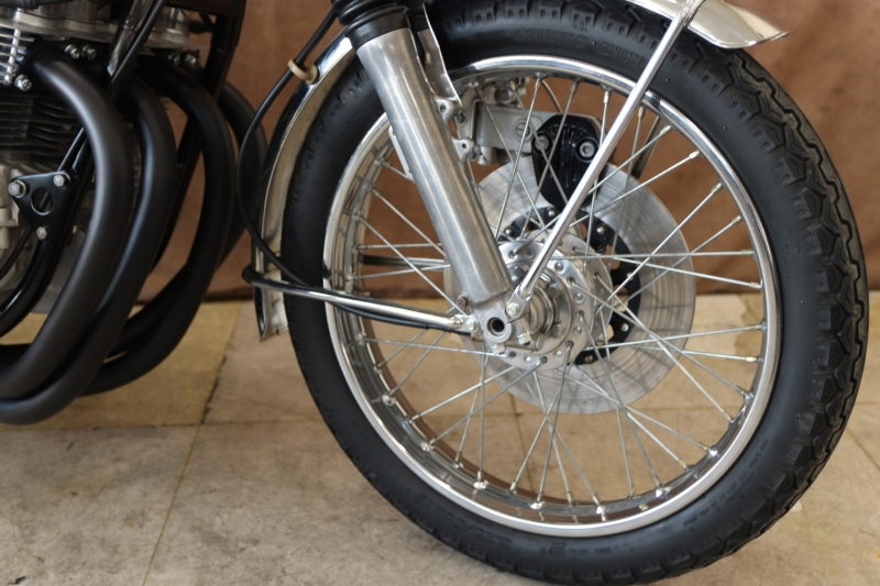 ホンダ CB750Four(K2) 銀ナナ ショート管仕様 17
