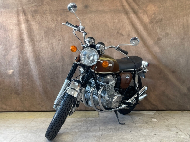 ホンダ CB750Four(K1) C. Garnet Brown 10