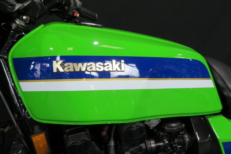 カワサキ Z1000R2 KERKER 18