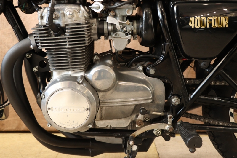 ホンダ CB400Four 人気のライトルビーレッド 16