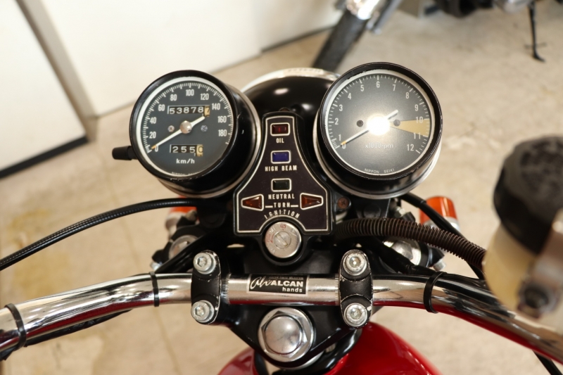 ホンダ CB400Four 人気のライトルビーレッド 8