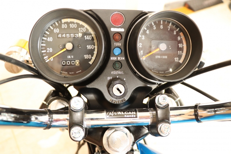 カワサキ 250SS 国内物S1T 8