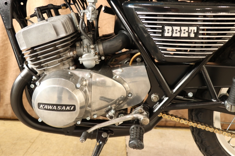 カワサキ 250SS 国内物S1T 16