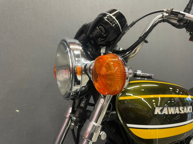 カワサキ KZ1000 革新のタイガーカラー 12