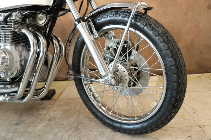 ホンダ CB400Four ご好評! 煌「GOLDパール」ホワイト 5