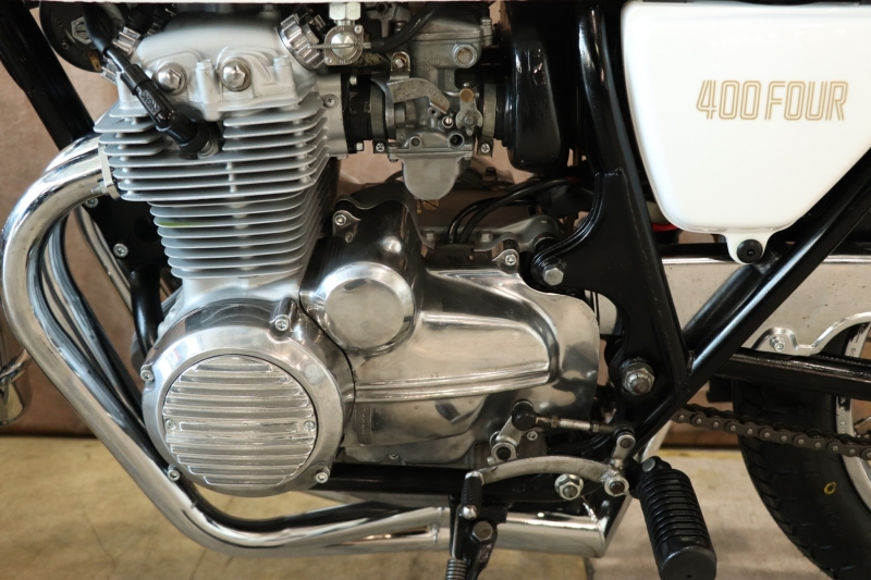 ホンダ CB400Four ご好評! 煌「GOLDパール」ホワイト 16