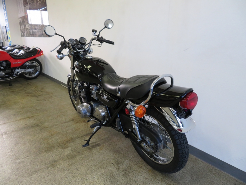 カワサキ KZ900 BLACK STYLE Wディスク 3