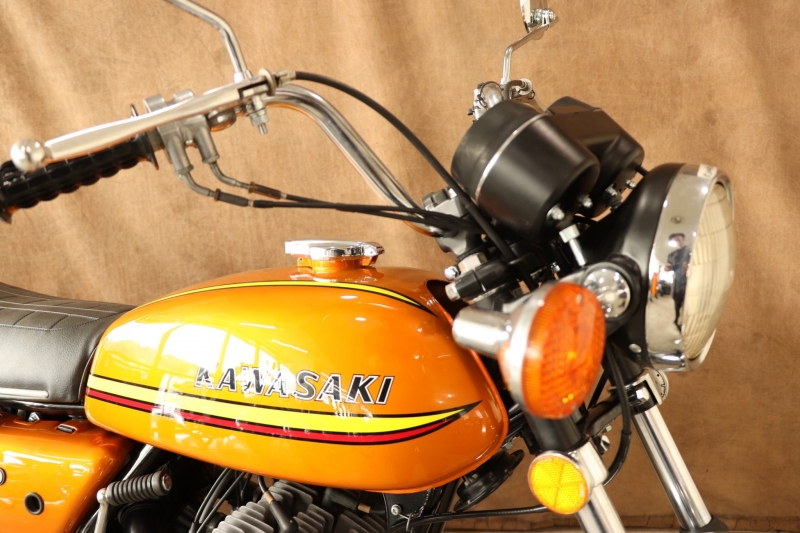 カワサキ 250SS(MACH-1) 73年式 S1A CANDY GOLD 2