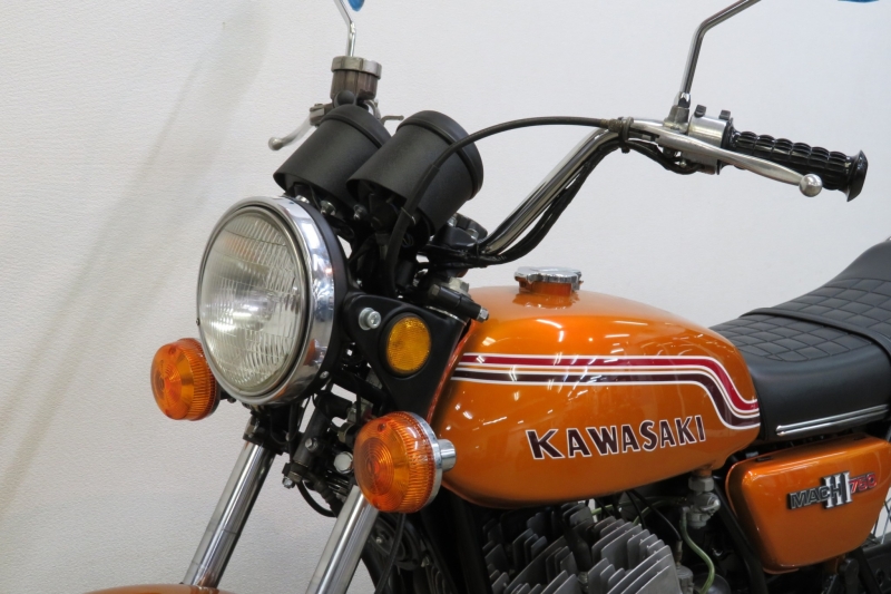 カワサキ 750SS(H2) 国内Look 9
