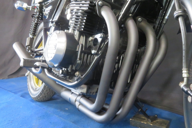カワサキ Z400J 金キャスト & 白タックロール 5