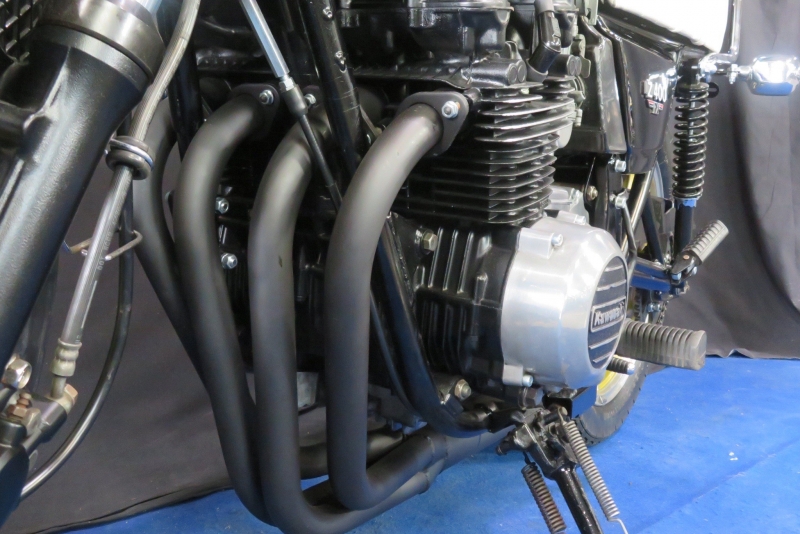カワサキ Z400J 金キャスト & 白タックロール 20