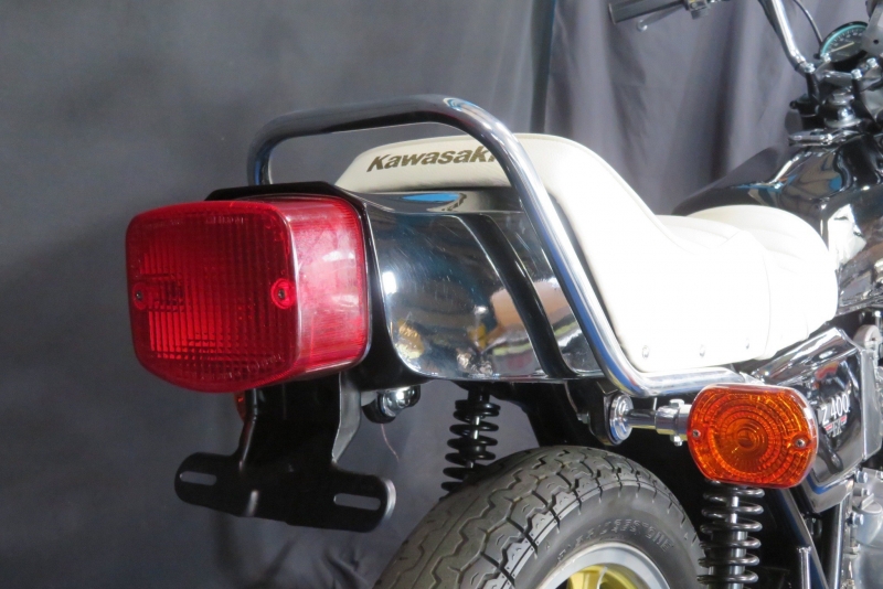 カワサキ Z400J 金キャスト & 白タックロール 13