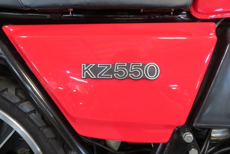 カワサキ KZ550 リペイント済E2 ファイヤークラッカーレッド 11