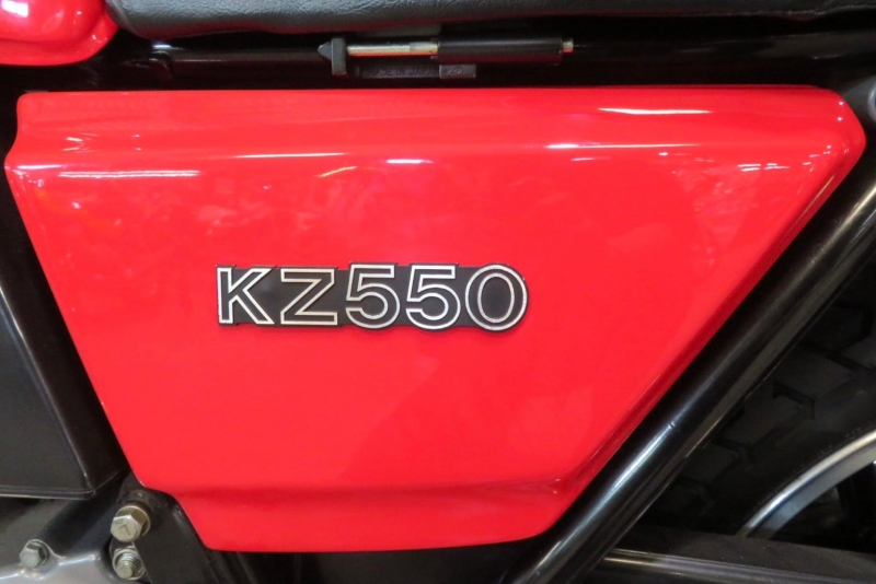 カワサキ KZ550 リペイント済E2 ファイヤークラッカーレッド 23