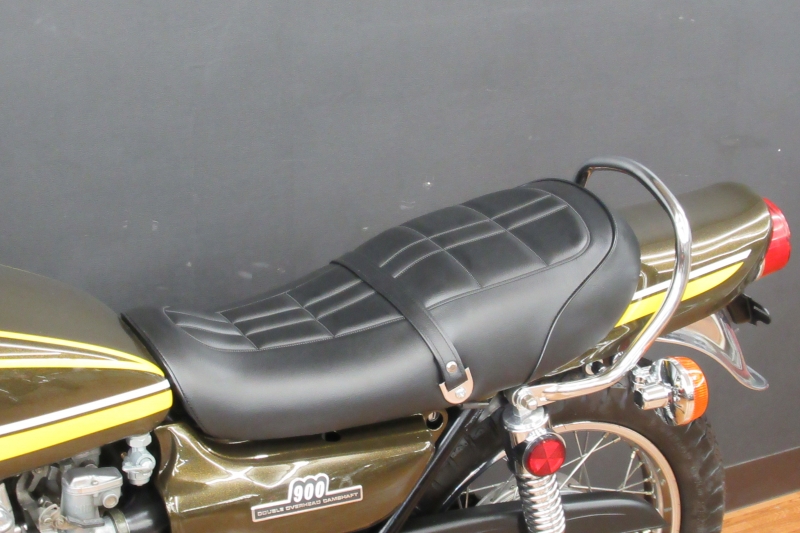 カワサキ Z1B 1974/10製造 newペイント(2F) 16