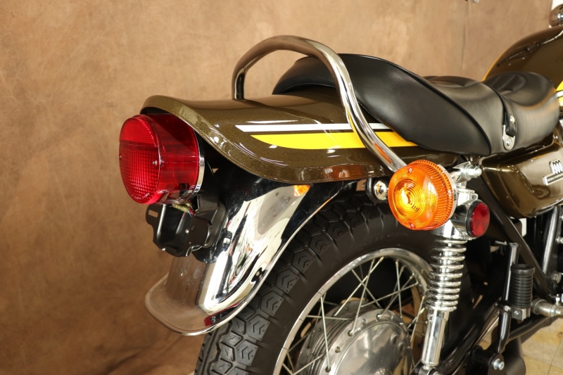 カワサキ KZ900 ゼットワンLOOK 4