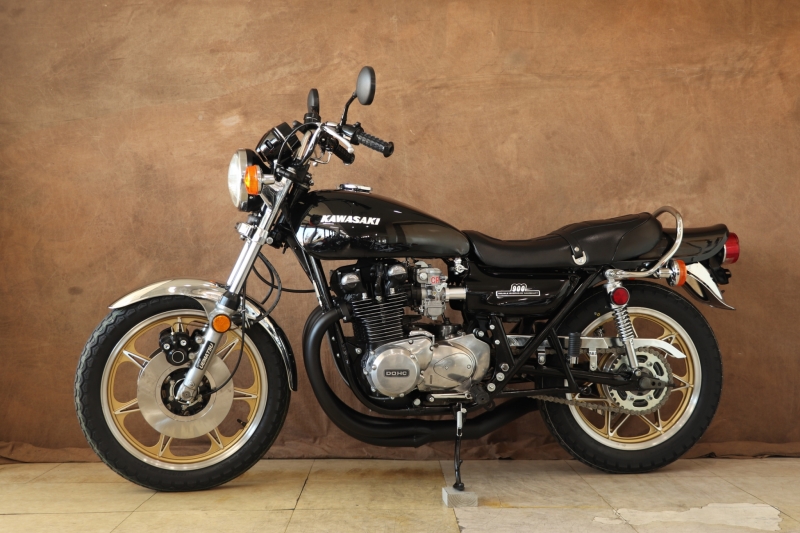 カワサキ Z1 75年式Z1B x セブンスターキャスト仕様 11