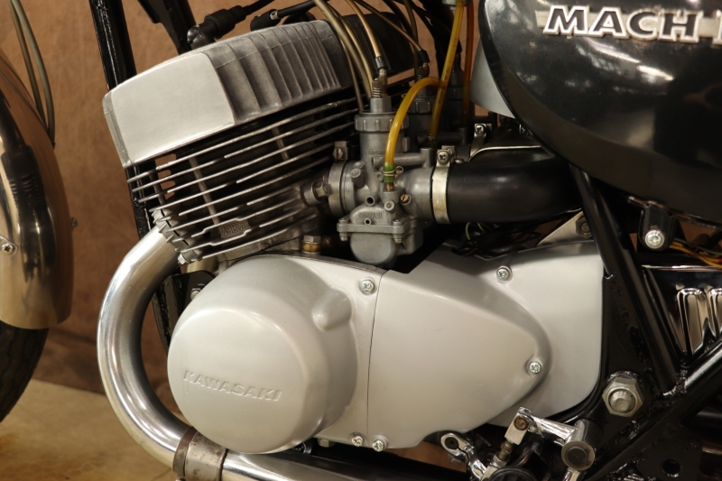カワサキ 500SS マッハ3(H1) オリジナルペイントのピーコックグレー 16